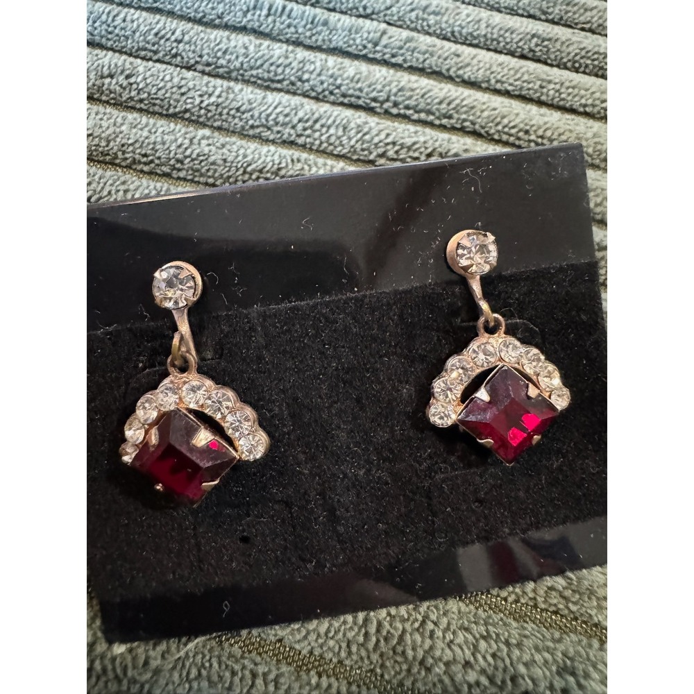 Vintage Red‎ Rhinestone Screw Back Dangle Earrings Art Deco Style